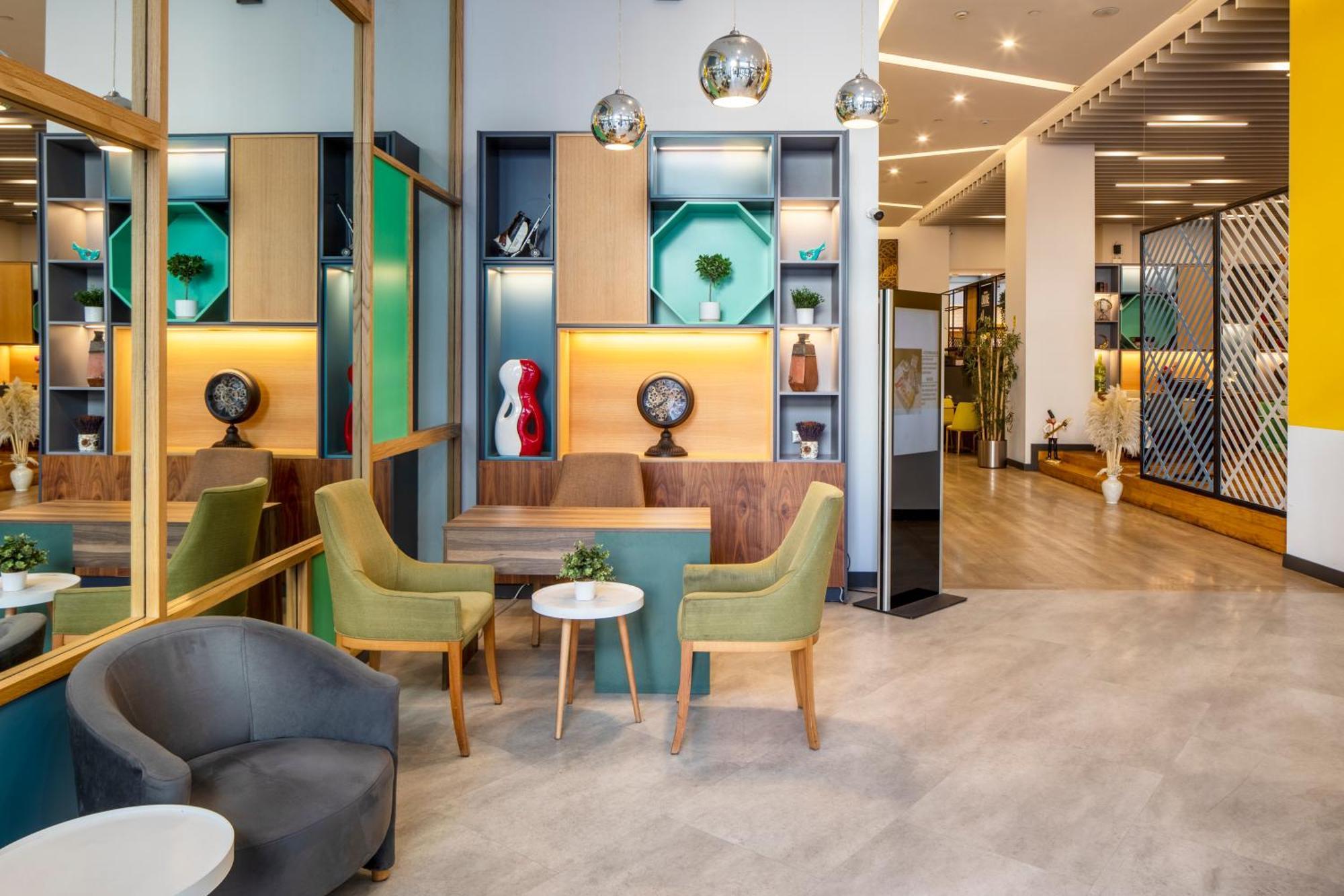 Holiday Inn Sisli By Ihg Истанбул Екстериор снимка