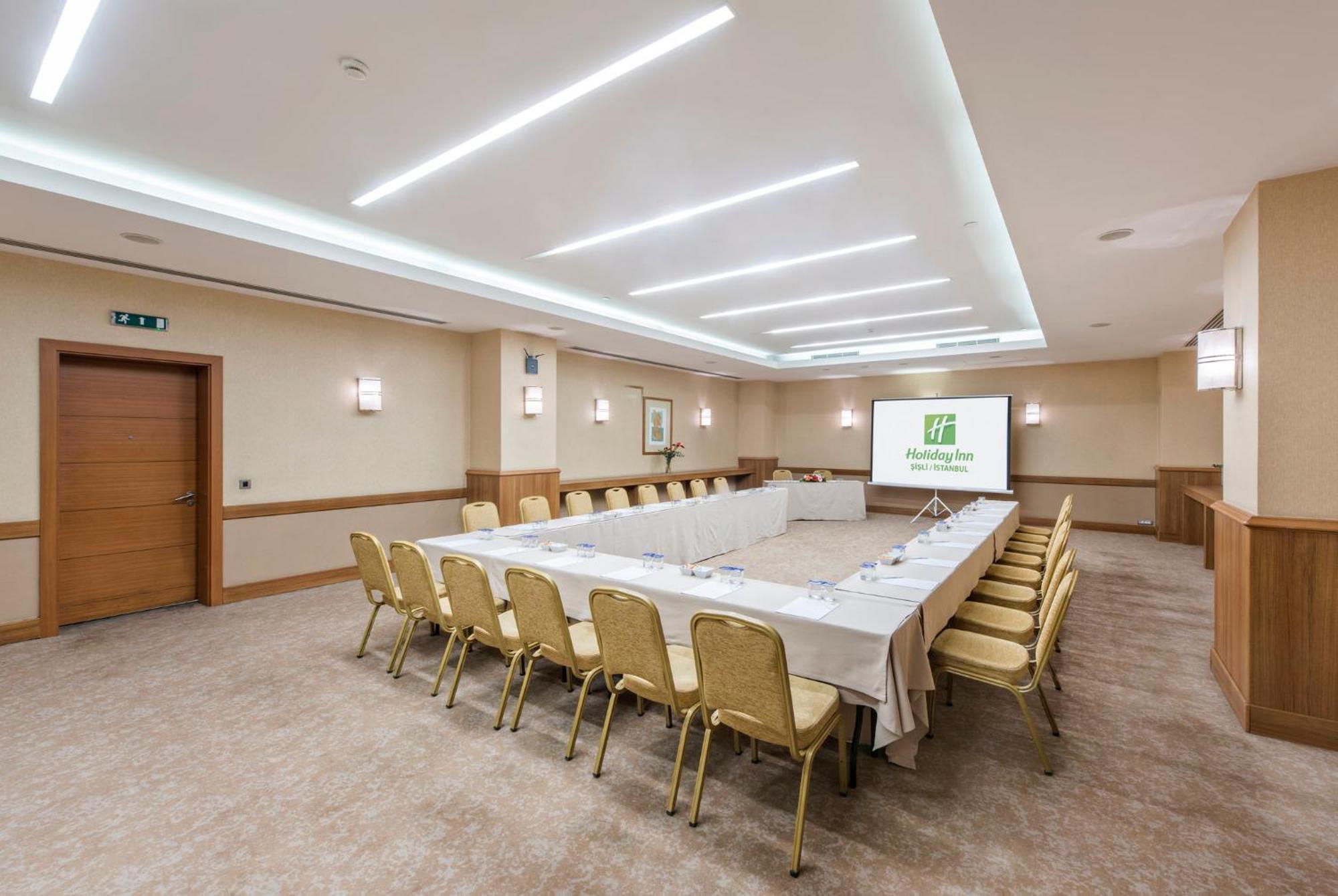 Holiday Inn Sisli By Ihg Истанбул Екстериор снимка